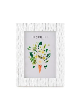 Henriette - Ondine Ostuni Frame - White