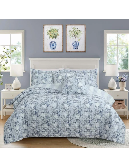 Blanc MariClò - Elisa Blue Patterned Quilt