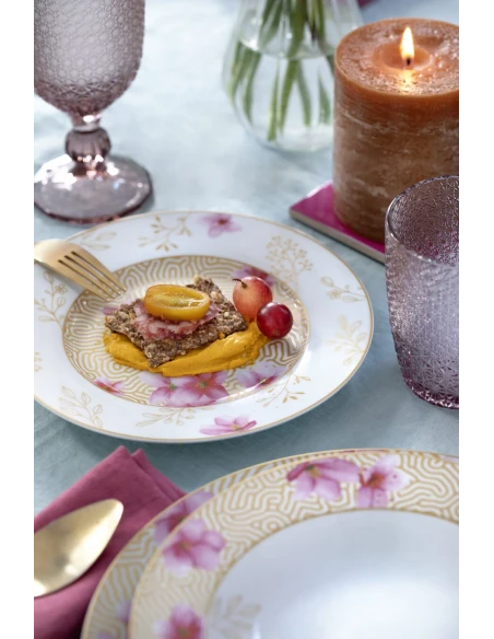 Henriette - Peach Table Service - 18 Pieces