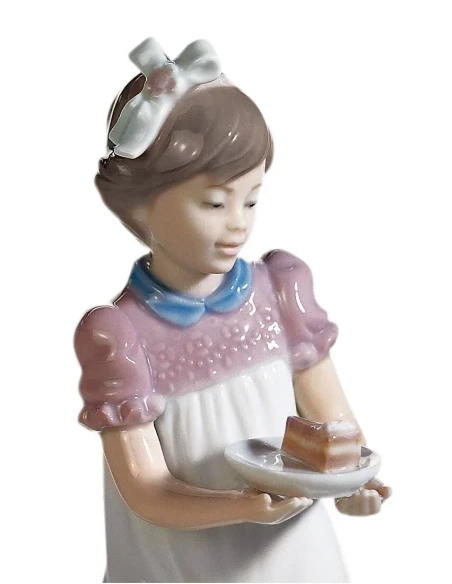 Lladró - Scultura Bambina con Torta - Porcellana