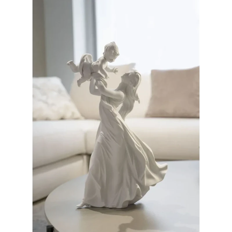 Lladró - Scultura Madre il Mio Bellissimo Bebè - Bianco Opaco