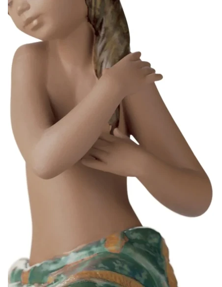 Lladró - Pacific Breeze Girl Sculpture - Porcelain Stoneware