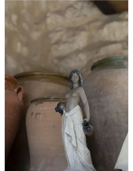 Lladró - Water Tank Sculpture - Porcelain Stoneware