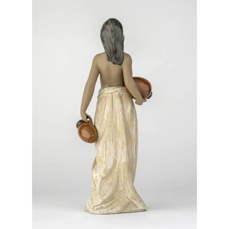 Lladró - Scultura Acquaiola - Gres Porcellanato