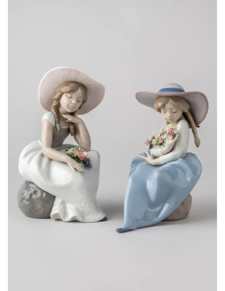 Lladró - Girl with Flowers Sculpture - Porcelain