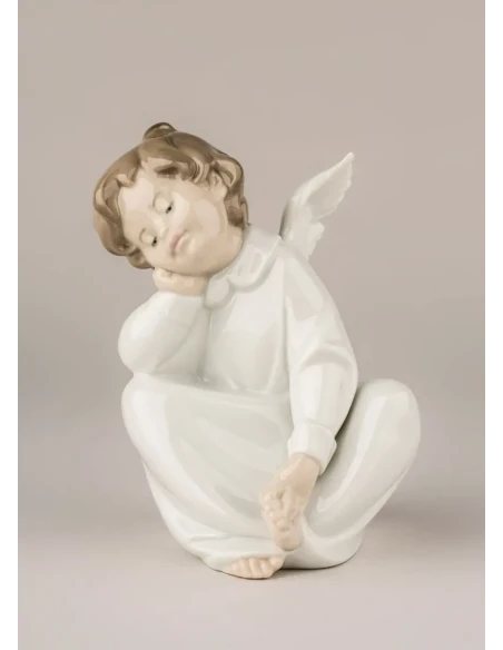 Lladró - Sitting Angel Sculpture - Porcelain