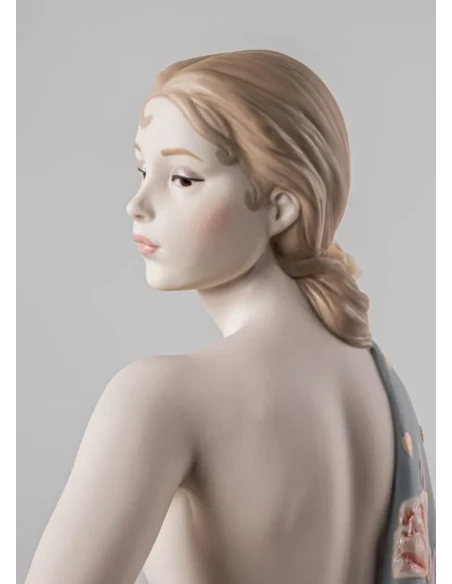Lladró - Nude with Shawl Sculpture - Porcelain