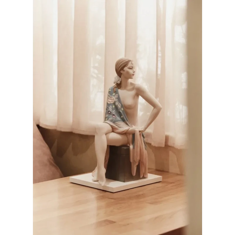 Lladró - Nude with Shawl Sculpture - Porcelain