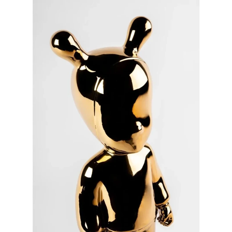Lladró - The Golden Guest Sculpture - Gold / Black