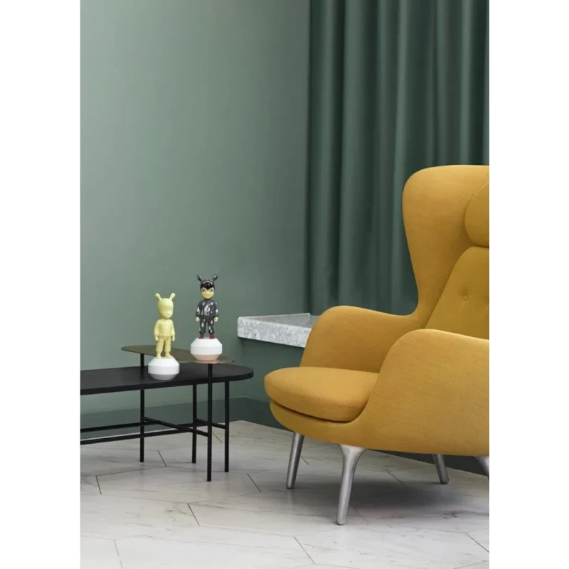 Lladró - Scultura The Yellow Guest - Giallo / Bianco