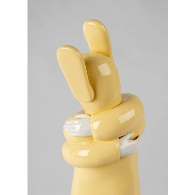 Lladró - Scultura Embraced Yellow - Porcellana