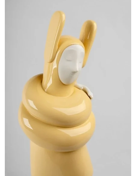 Lladró - Embraced Yellow Sculpture - Porcelain