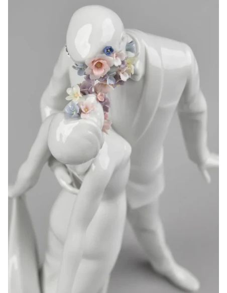 Lladró - Love Flowers Sculpture I - Porcelain