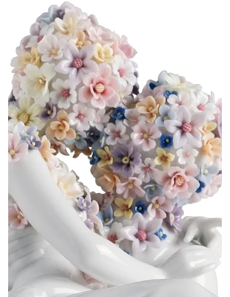 Lladró - Love II Flowers Sculpture - Porcelain