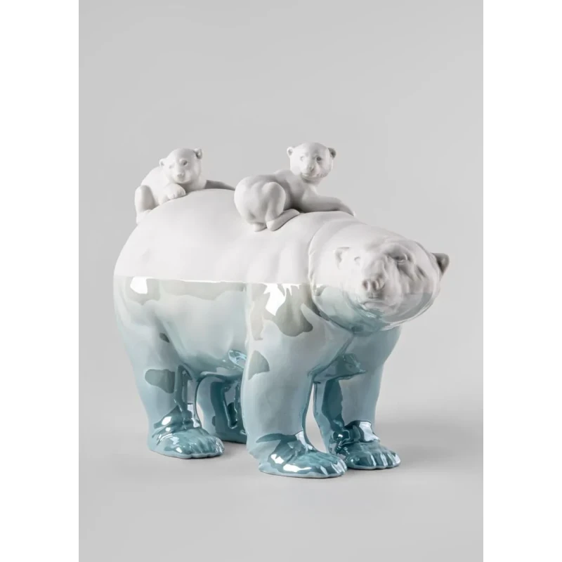 Lladró - Mother Bear and Her Cubs Sculpture - Underwater