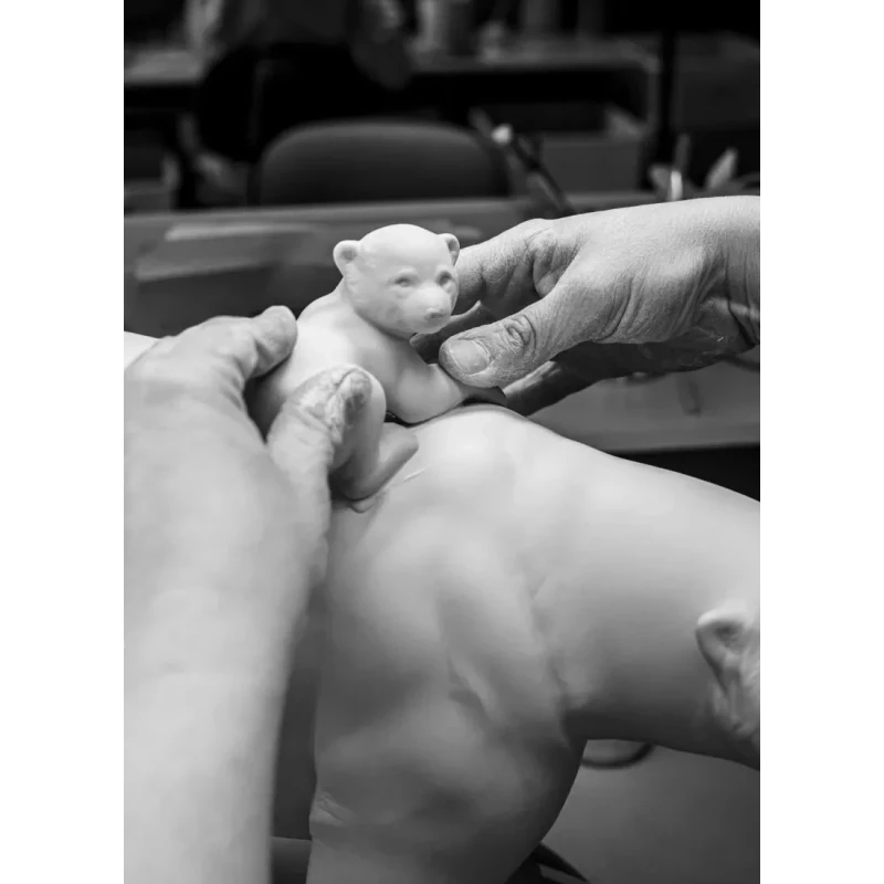 Lladró - Mother Bear and Her Cubs Sculpture - Underwater