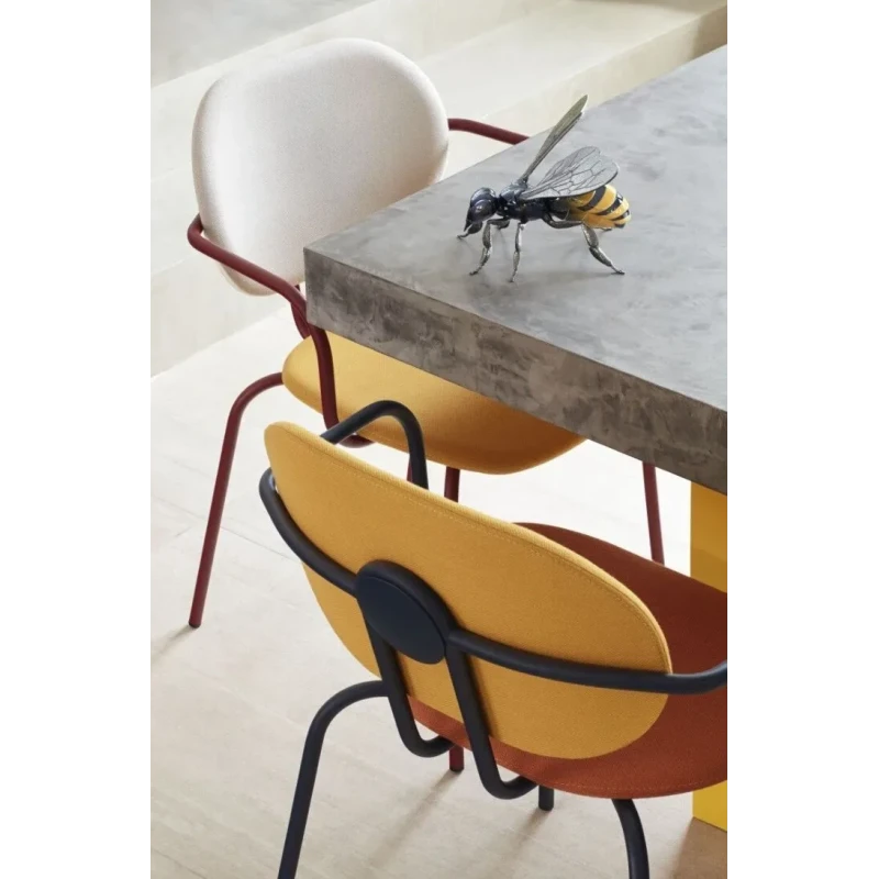 Lladró - Bee Sculpture - Porcelain