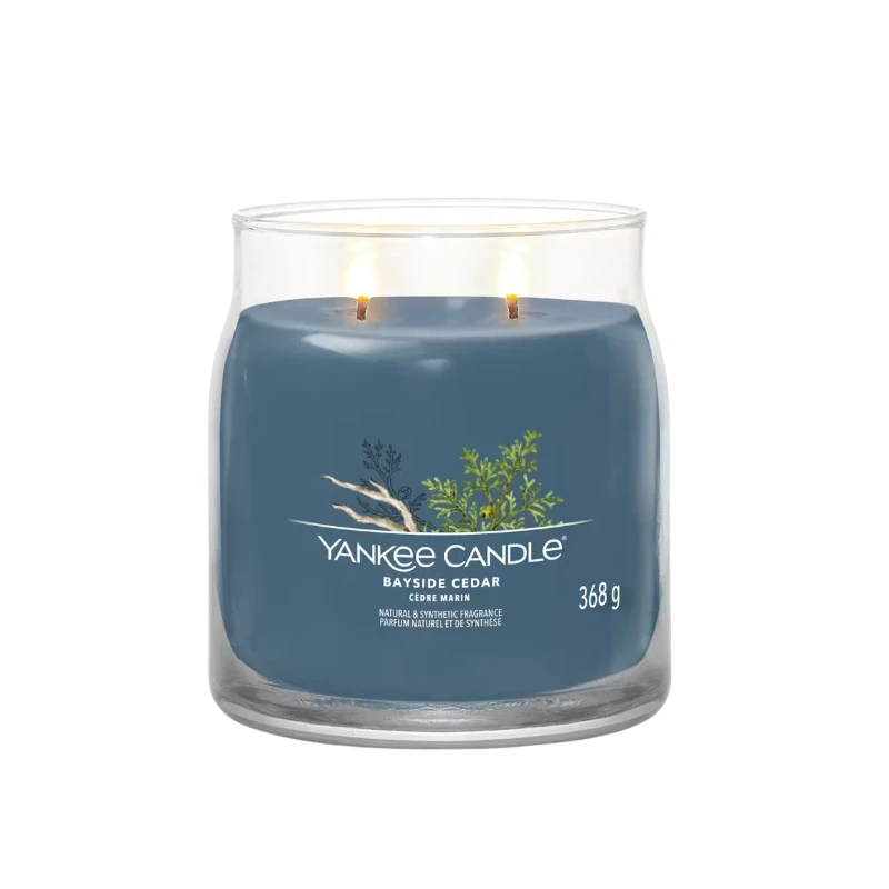 Yankee Candle - Bayside Cedar - Medium Jar Candle