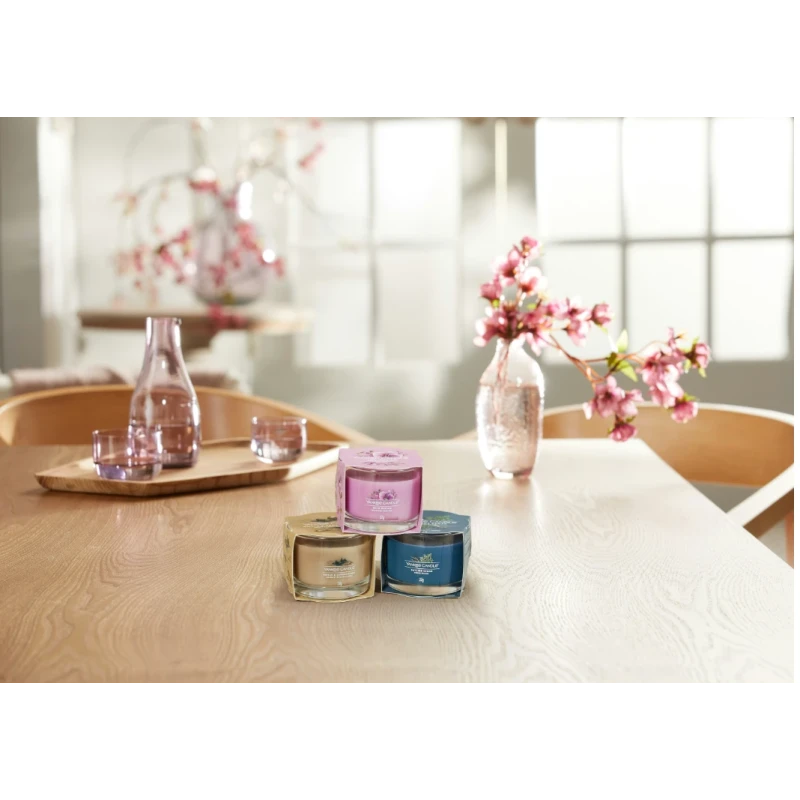 Yankee Candle - Bayside Cedar - Glass Votive Candle