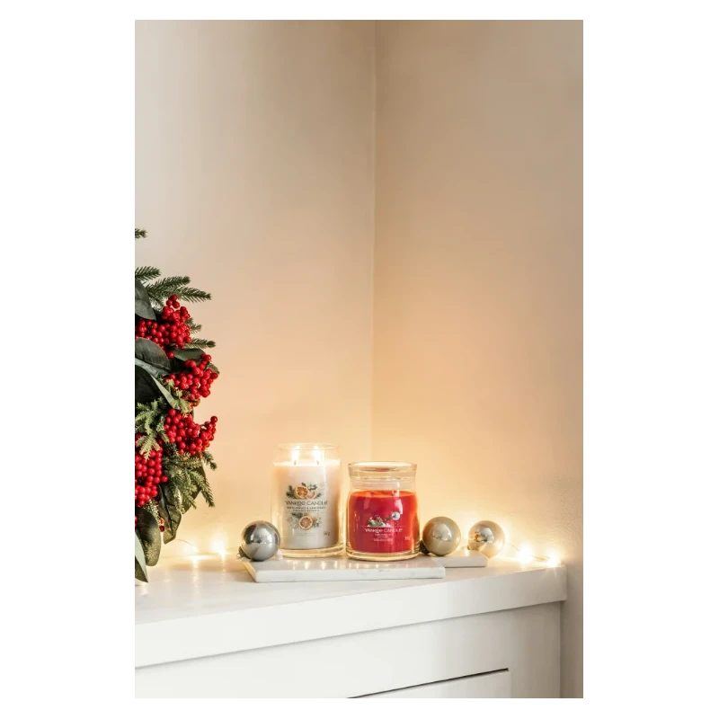 Yankee Candle - Christmas Eve Medium Jar