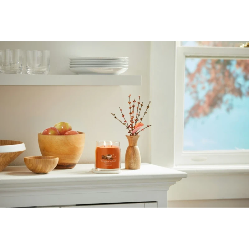 Yankee Candle - Cinnamon Stick Candela in Giara Media