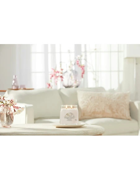 Yankee Candle - Warm Cashmere Candela in Giara Media