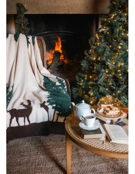 Blanc MariClò - Gran Paradiso Sherpa Throw with Trees and Moose - 140 x 170 cm